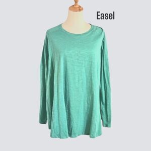 Easel Women's Oversized Green Long Sleeve Trapeze Style Top NWT